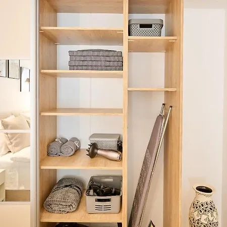 Newvision In Infinity - Parking Mamaia