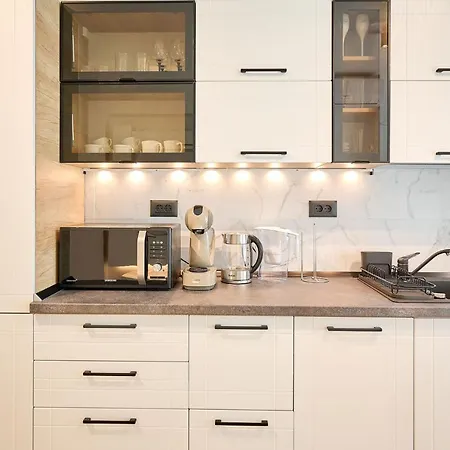 Newvision In Infinity - Parking Mamaia