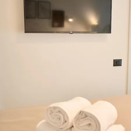 Newvision In Infinity - Parking Apartment Mamaia