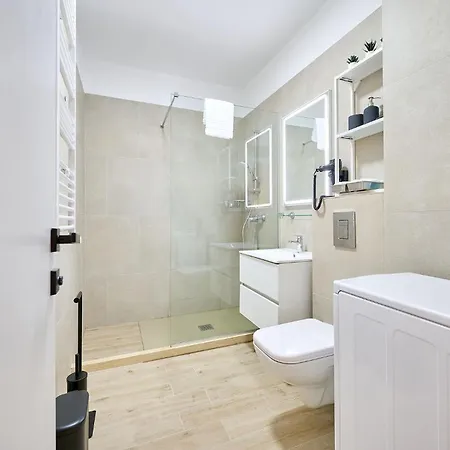 Newvision In Infinity - Parking Apartman